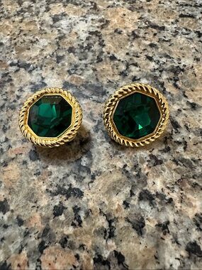 SWAROVSKI swan signed vintage gold emerald crystals designer clip on earrings
